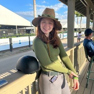 Meet your Posher, Amy